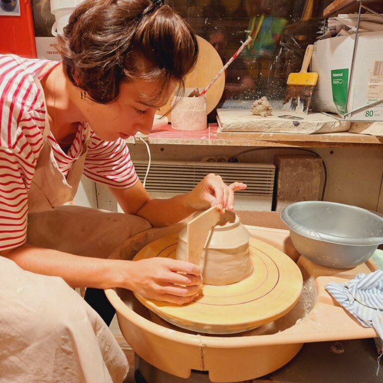 Poterie modelage Terre et sculpture : COMPLET