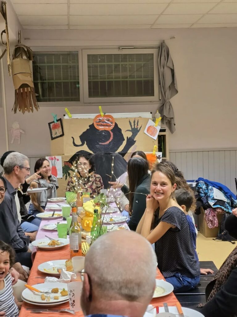 Repas partagé inauguration boîte à bêtises